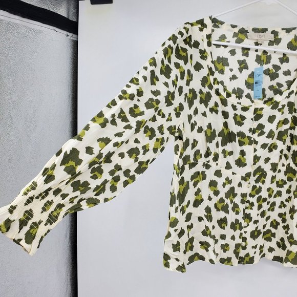NWT Loft Ann Taylor Cheetah Print Smocked Cuff Square Neck Blouse L Petite - Picture 7 of 9